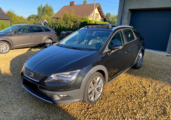 Seat Leon cena 57500 przebieg: 191230, rok produkcji 2014 z Chocz małe 596